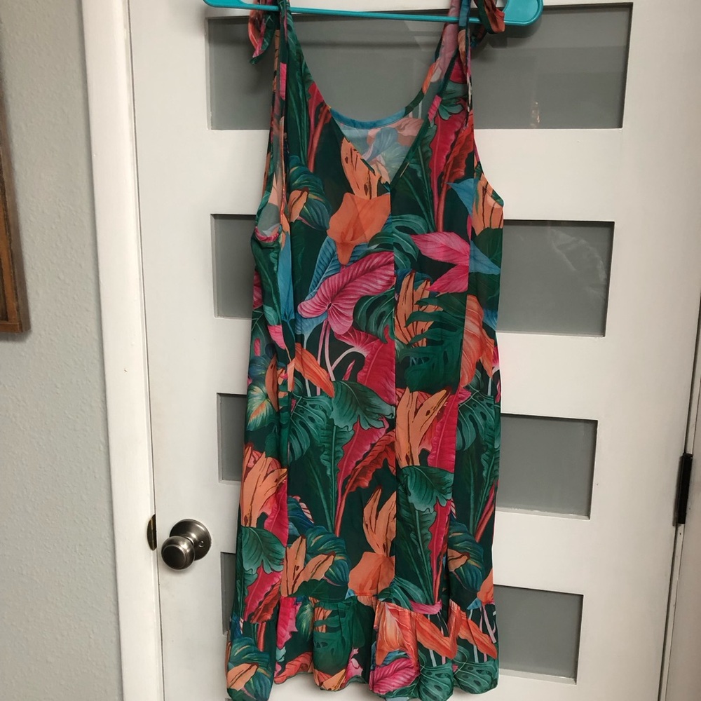 Tropical Print Sleeveless Sundress with Tie Shoulders
